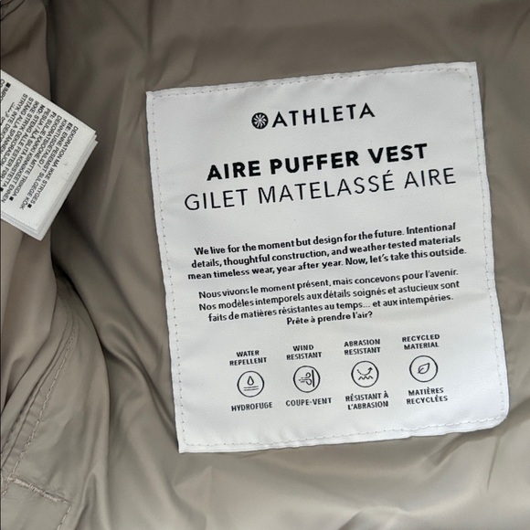 Athleta Aire Puffer Vest sz Medium - Picture 4 of 8